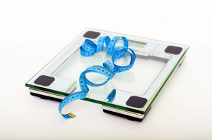 A mesterséges édesítőszerek segíthetik a súlykontrollt?
